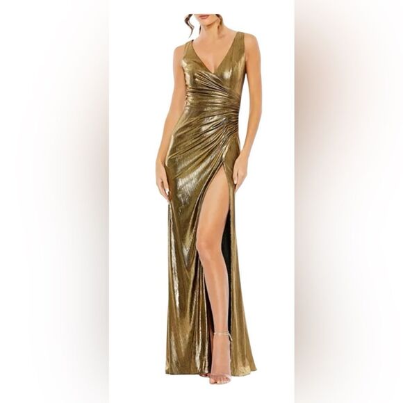 NWT Mac Duggal Metallic Ruched Detail Front Slip V Neck Gown Maxi Dress Small - Picture 1 of 13